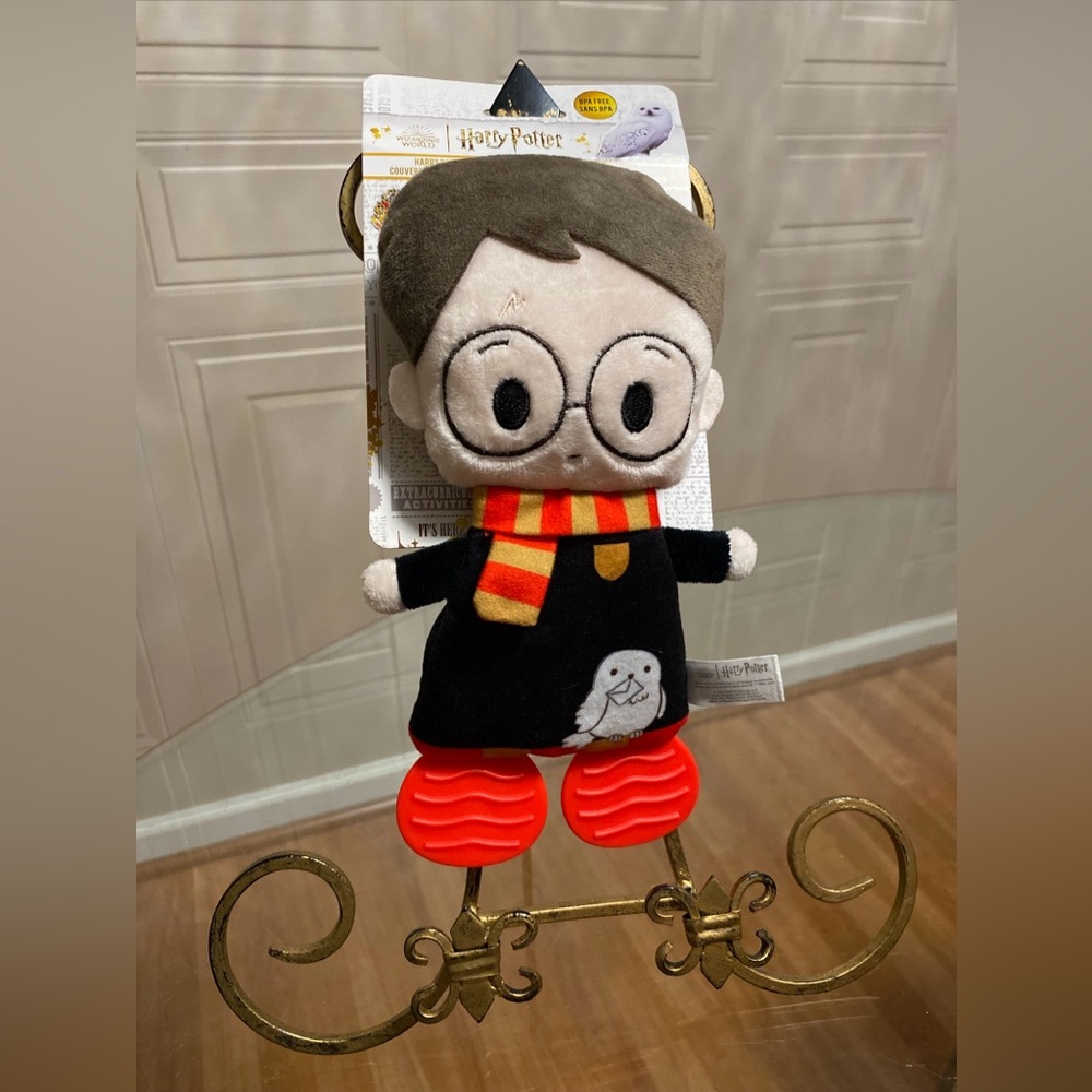 Wizard World of Harry Potter - Harry Potter & Hermione Teether Blanket (Assorted